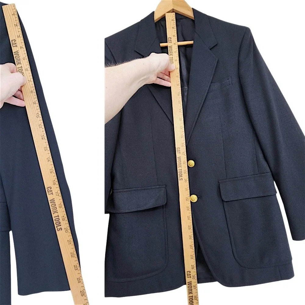 Vtg Woodmere Blazer 38R Men Navy Blue Gold Buttons Wool Poly Sport Coat Nautical